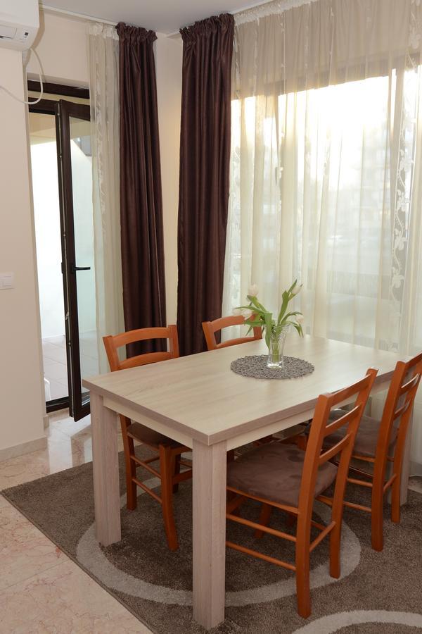 Cozy Apartments - Copou Iasi Luaran gambar